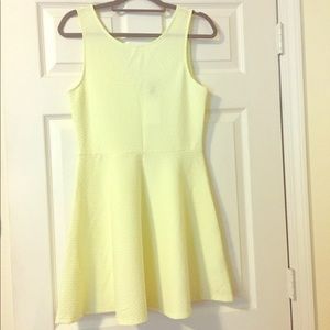 NWT yellow textured dress H&M